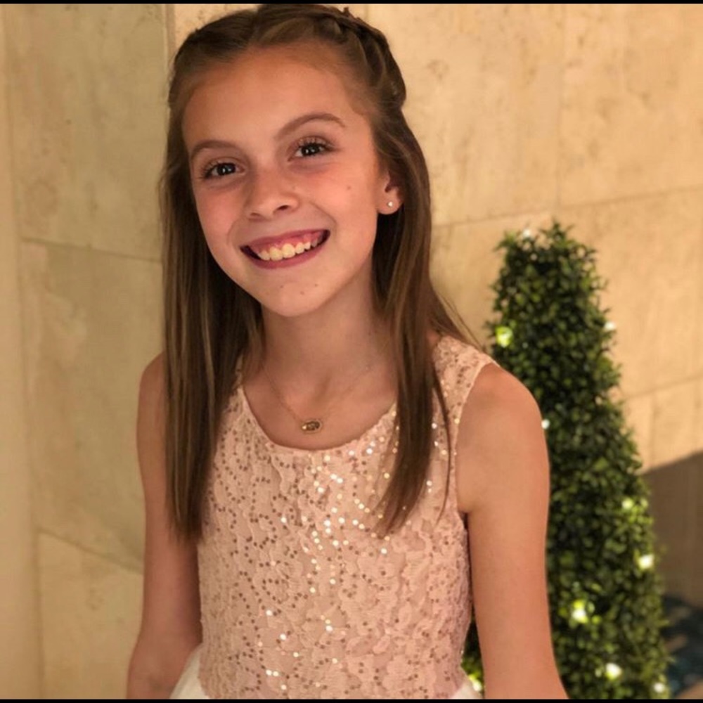 Meet your Posher, Ella